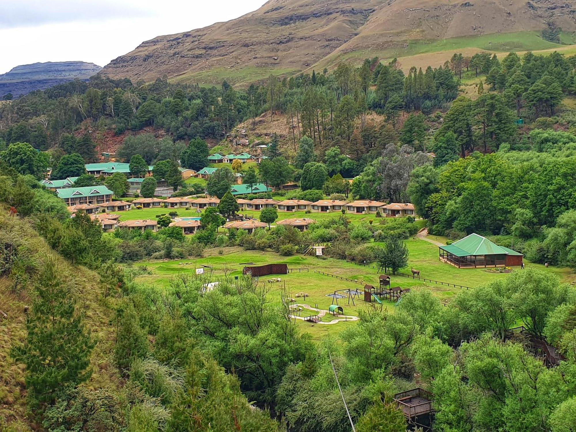 Gooderson Leisure Riverbend Chalets Self Catering And Timeshare Gold Crown Resort Drakensberg Garden Kültér fotó